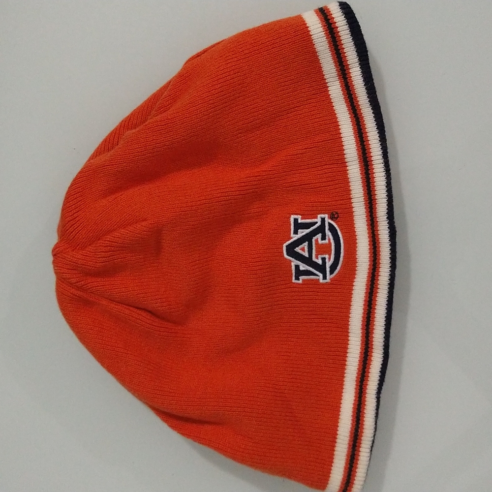 Auburn Tigers Reversible Beanie in Navy & Orange - Picture 2 of 2